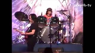 Download lagu Koes Plus - Kisah Sedih Di Hari Minggu (Live Show Yogyakarta, 2006) mp3