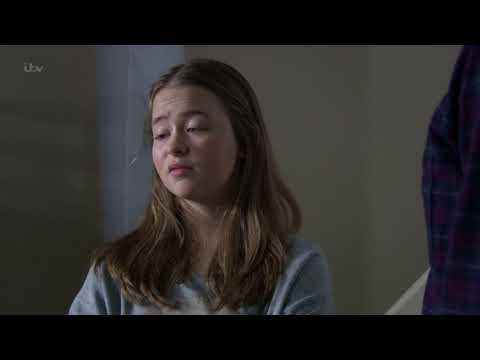 Steve Praises Liv for Trying - Emmerdale