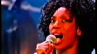 Heather Small &amp; Shovell | Wonderful World