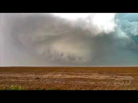 05-26-2021 Amazing Kansas Tornado up close