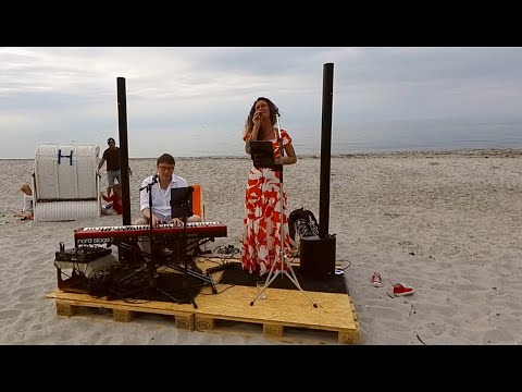 Irgendwie, irgendwo, irgenwann . . . (Iva & Ray)