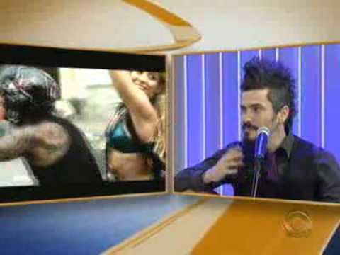 JA: Entrevista com Grecco Buratto da Banda de Shakira (15/03/11)