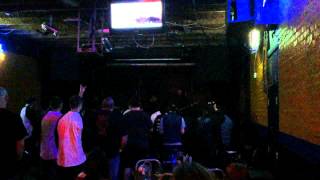 Smoke Signals - Intro/More Questions Than Answers (Live @ Vino&#39;s, Little Rock, AR 11/29/2014)