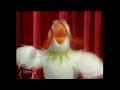 Kermit Gets Turned Into A Chicken And Gonzo Reacts Exactly Like You D Expect Him To