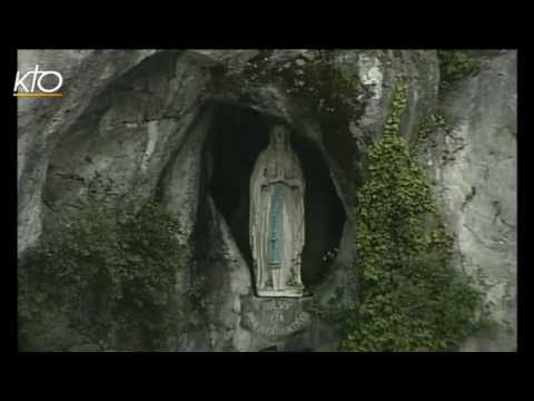 Chapelet à Lourdes