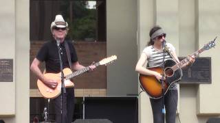 Pieta Brown & Bo Ramsey - Calling All Angels HD