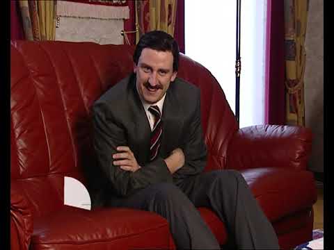 In De Gloria S01E04 - De Minuut - Hoesten