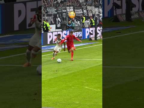 Müller 😳 #skills #coman #fcbayern#dribbling#fy #frankfurt #eintrachtfrankfurt #fcb #wow #goal #save