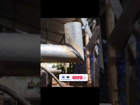 Stick welding in galvanized pipe. (PG) #shorts
