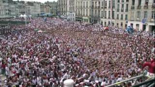 The Biggest Flash Mob ever of Lady Gaga in the Bayonne's festivals in France 2011