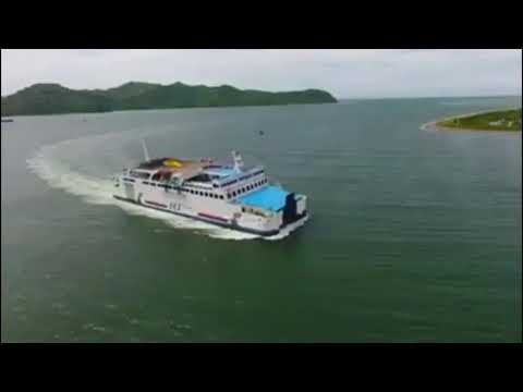 kmp.Dharma Ferry IX lintas Lombok _padangbae Bali