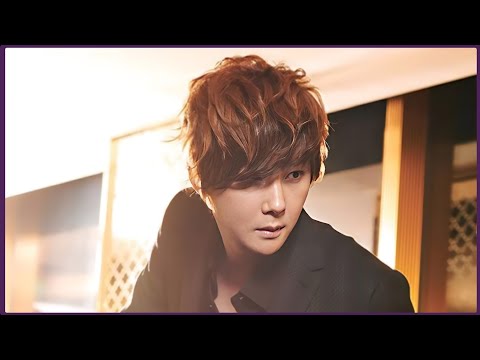 SHINHWA: Hyesung being extra funny