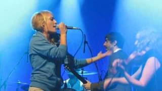Broken Social Scene- Anthems For A Seventeen Year Old Girl (Live @ Sound Academy)