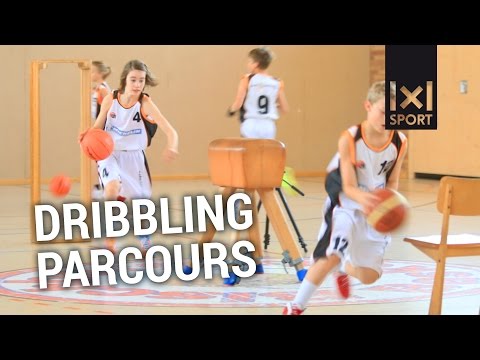 Dribbling Parcours - Dribbeln, Ball Handling und Sprint trainieren mit Mini Basketballern