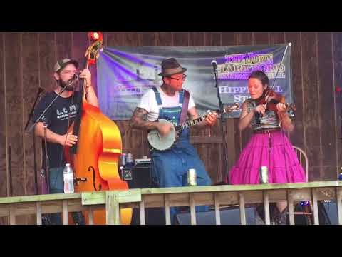 URBAN PIONEERS tearing it up at JHMF8