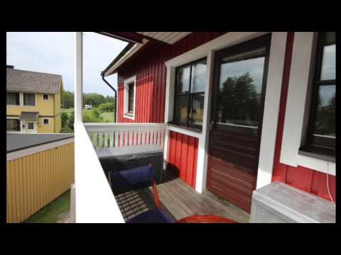 Välplanerad tvåa med bastu och carport i Mariehamn