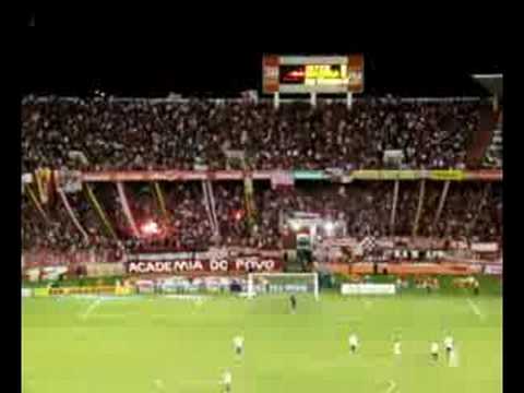 "Inter x São Paulo - Brasileiro 08 - Guarda Popular - Muito mais que um vício (White Stripes) Seven" Barra: Guarda Popular &bull; Club: Internacional