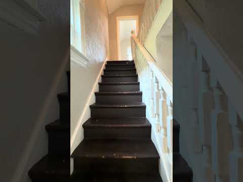 Charming 3-Bedroom Home with Hardwood Floors & Plenty of Space! property video