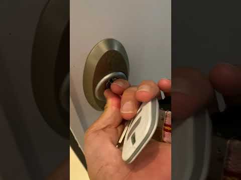 Keso 8000 50x30, doesn't open from inside