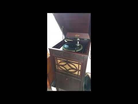 "Bluin' the Blues" Fox Trot Lopez and Hamilton's Orchestra (Edison Disc)