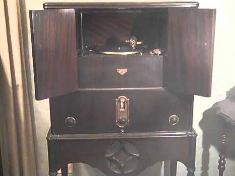 MISSOURI JAZZ BAND SAM LANIN RED NICHOLS - STOMP OFF! LET'S GO! - ROARING 20'S VICTROLA RADIOLA