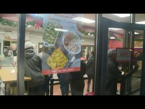 Lines form for Honey Baked Ham in Charlotte