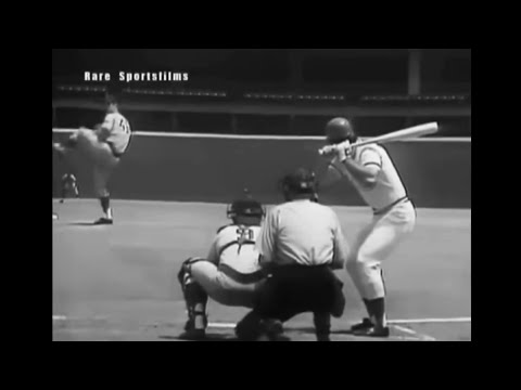 Pete Rose Singles and Steals Bases in 1st and 3rd Innings (7-8-72)