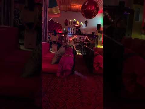 ဧည့်သည် (Ywal Ywal)