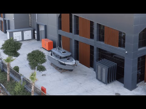 Become an owner of ALUXA smart-boat from real boat builders!