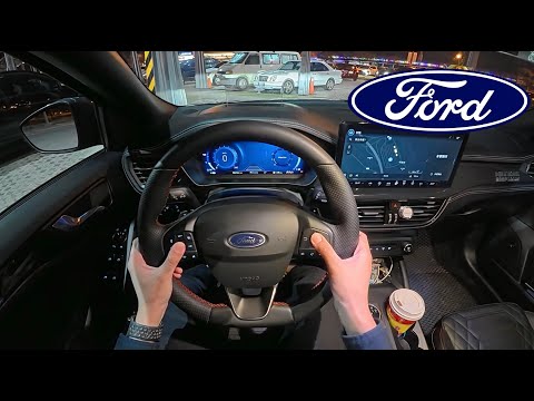 Ford Focus Wagon ST-Line POV Night Drive