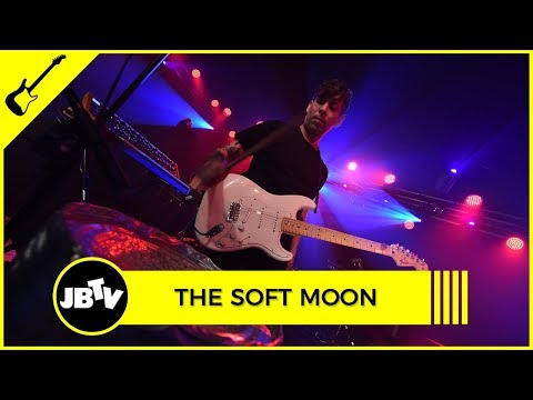 The Soft Moon - Circles | Live @ JBTV