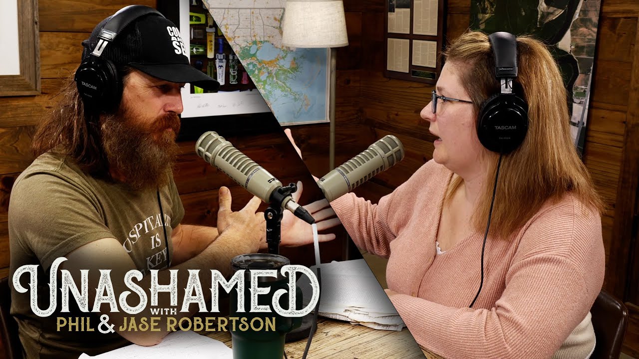 Ep 431 | Jase Teaches His Sister How to Shoot & How Phyllis Opened Her First Bank Account at Age 9