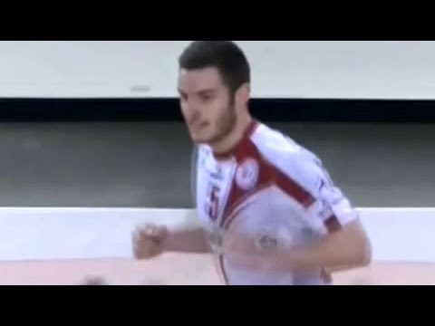 Gol de Niko Mindeguía. Liga ASOBAL 2012/13. Logroño - Barcelona. J29. Logroño.