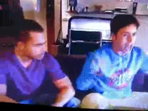 Ossi ja Tuukka katsovat SM-Liigan 3. finaalia 2010