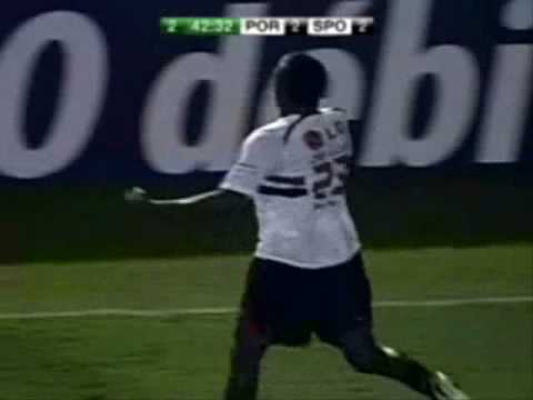 Gol de Zé Luís Contra a Portuguesa - 08/11/2008