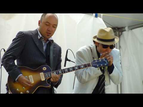 Raoul and The Big Time - Vancouver Folk Fest - 07.17.10.mp4