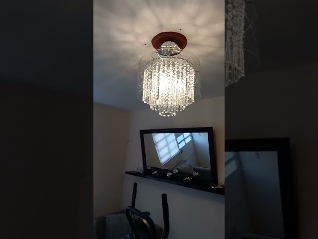 Vídeo relacionado con Lámpara de exterior de 3 brazos de candelabro blanco, E27, iluminación de jardín de aluminio fundido con cristales, linterna, luz de sendero de jardín, altura 220 cm, diseño vintage, sin bombillas