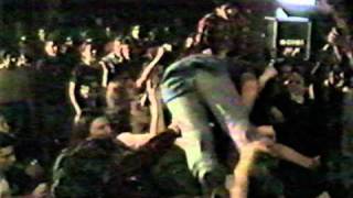 RIP It`s follows me (minor threat cover) 1991