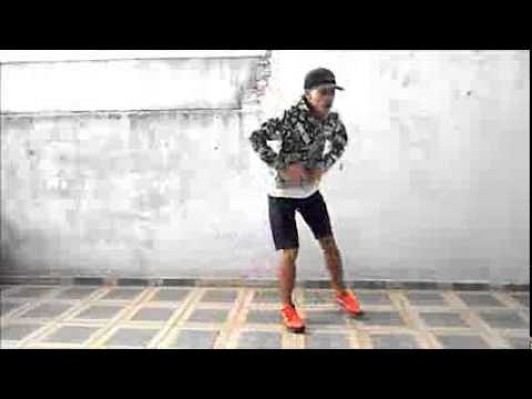 MC Dadinho   Lança o Passinho do Romano Fezinho Patatyy DJ Dn de Caxias