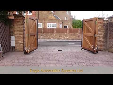download lagu mp3 mp4 Bi Folding Gates Residential, download lagu Bi Folding Gates Residential gratis, unduh video klip Bi Folding Gates Residential