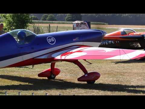 EXTRA 330SC