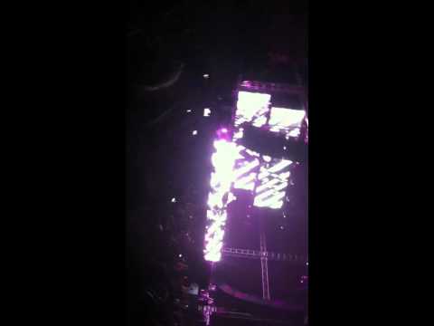 UME 2012- Tiesto (C'mon )