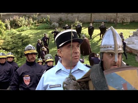 Les visiteurs  - Extrait 7 (Intervention Médecin et CRS)  - 1080p - (1993)