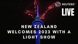 Download lagu LIVE New Zealand welcomes 2023 with a light show... mp3