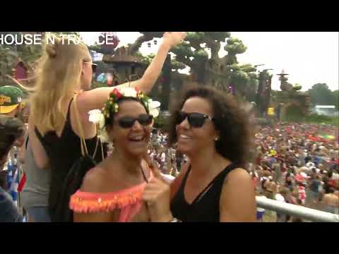 THIS GIRL   KUNGS VS  COOKIN' ON 3 BURNERS  Sunnery James Ryan Marciano Tomorrowland 2016