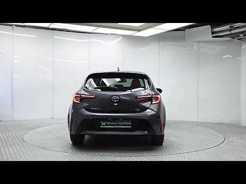Video of Toyota Corolla 1.8 Sport Hybrid
