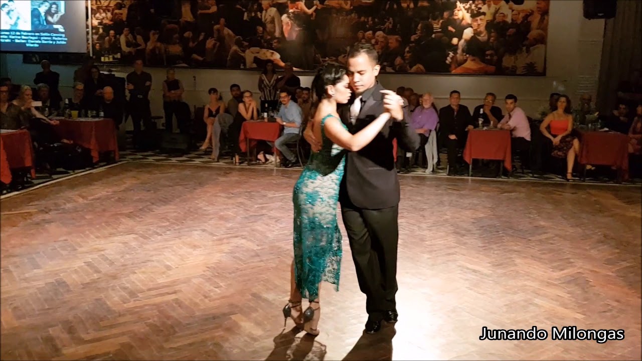 DANIELA BARRIA & JULIAN VILARDO "Una tarde cualquiera "