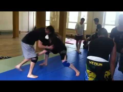 MMA Liege - La Lutte Olympique au MMA Liege avec Nikolai (partie 1).mp4