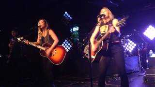 Maddie &amp; Tae &quot;Smoke&quot;