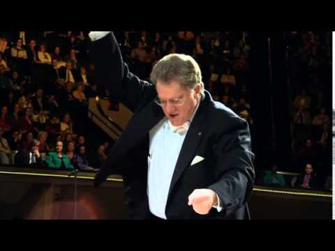 Sir Gilbert Levine Conducts Copland Fanfare for the Common Man